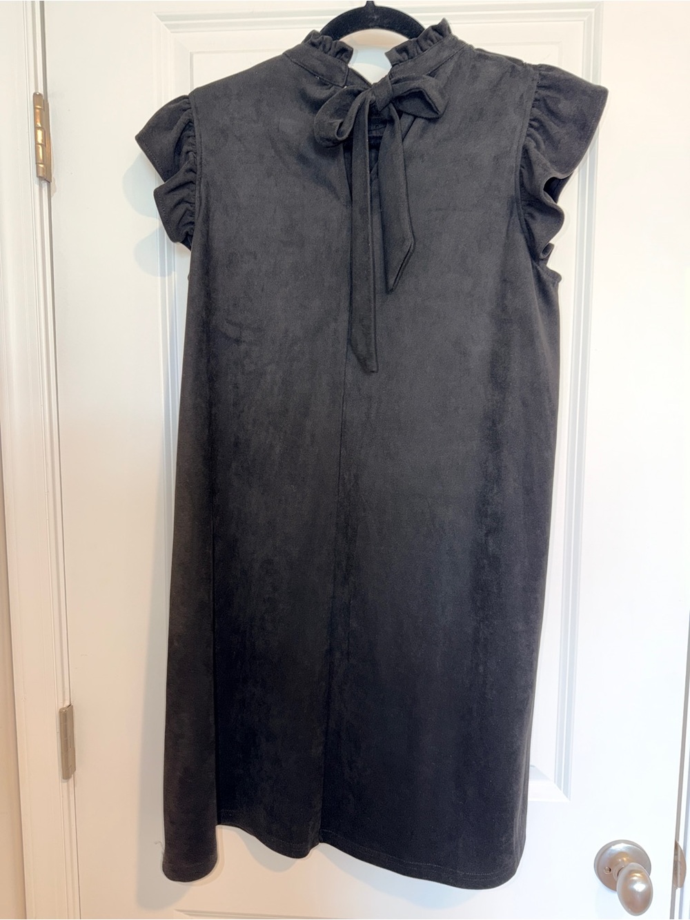 Voy Black Vegan Suede Wila Ruffle Sleeve Shift Dress with Tie-Back Boe Closure S - Picture 4 of 5